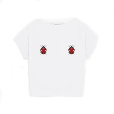 Close up of a black belt with a gold buckle 