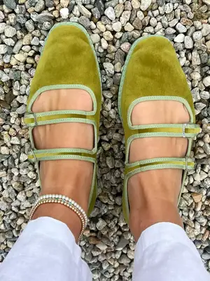 StillLovedVintage 1970s Light Weight Articulated Fish Earrings in silver