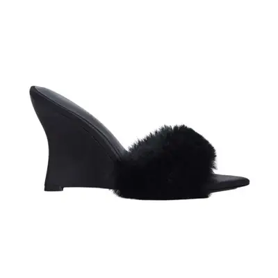 Good American furry wedge shoe with a heel and fluffy details
