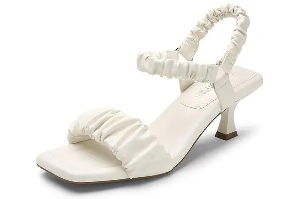 Amazon DREAM PAIRS Kitten Heels