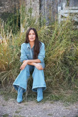 Kacey Musgraves wearing all denim