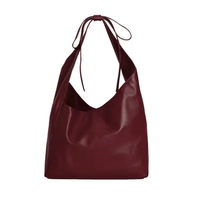 Reformation Medium Vittoria Tote Bag in cremisi burgundy