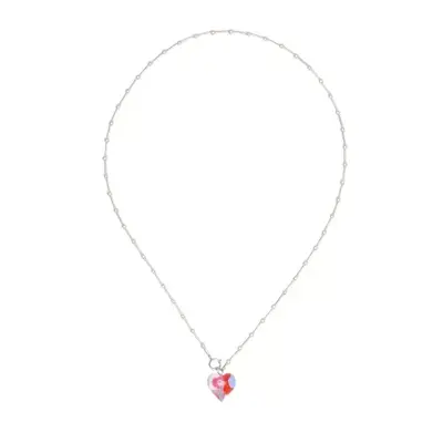 silver necklace with pendant