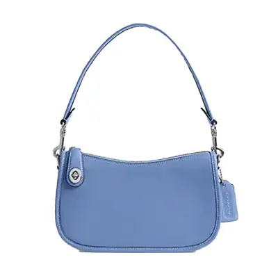 Coach Swinger Bag in blue smooth leather