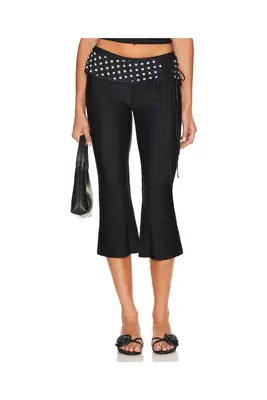 Kai Schreiber wearing polka dots.