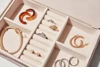 an open Kendra Scott Medium Travel Jewelry Case