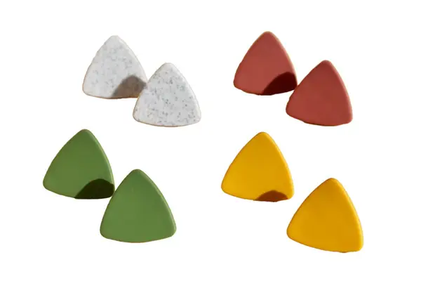 klaudias-jewelry-box-minimalist-triangle-earrings