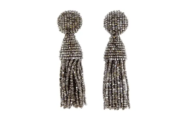 oscar-de-la-renta-classic-short-tassel-drop-clip-earrings