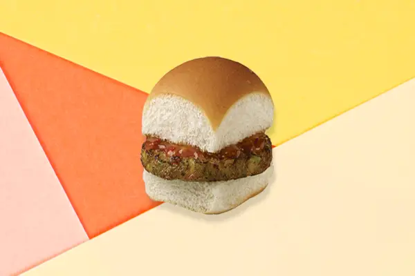 Food, Hamburger, Cheeseburger, Dish, Slider, Cuisine, Fast food, Sandwich, Veggie burger, Breakfast sandwich, 