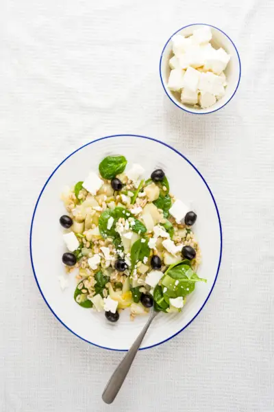 ječmenný čekankový salát