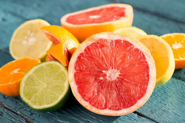 Food, Citrus, Fruit, Grapefruit, Citric acid, Lime, Plant, Orange, Rangpur, Vegetarian food, 