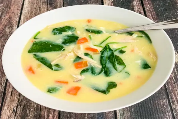 zupa ryżowa z kurczakiem