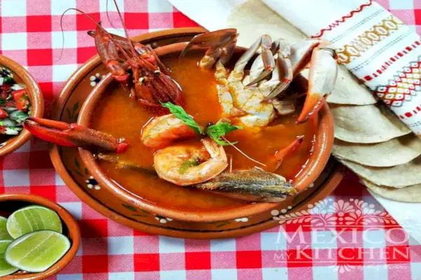 zupa z owoców morza