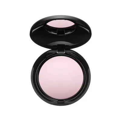 Pat McGrath Labs Skin Fetish Sublime Perfection Blurring Under-Eye Powder in pink