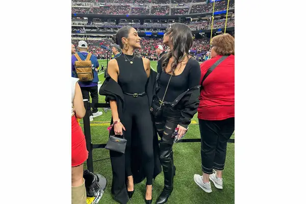 Olivia Culpo Black Superbowl Outfit 