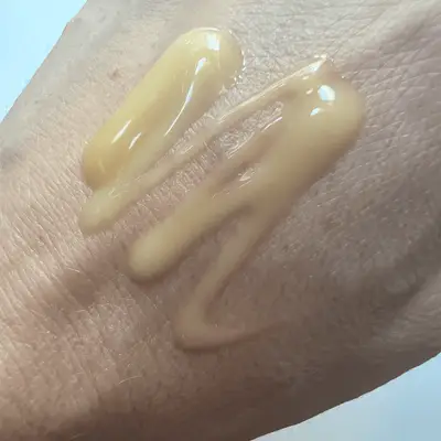 texture shot of cerave vitamin c serum