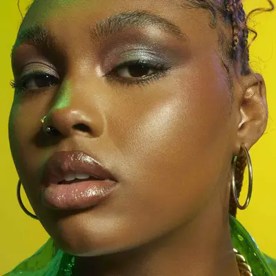 E.L.F. Samarbeid med tre EDM -stjerner for å bringe rave til sminkevesken din