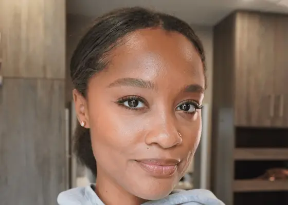 Denne kosas gelforing klæder øjnene op på få sekunder - og varer hele dagen