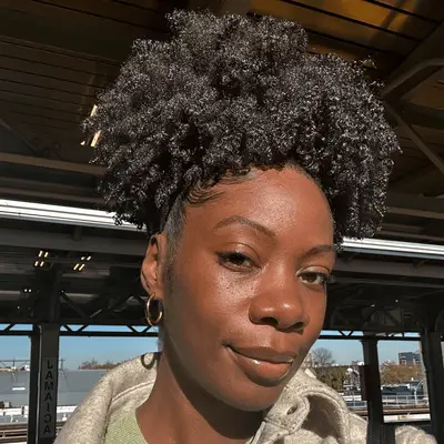 Photo of Jasmine Phillips, social media editor 