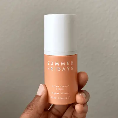 Jeg prøvde sommer fredager cc me serum - og nå er huden min jevnere og strålende