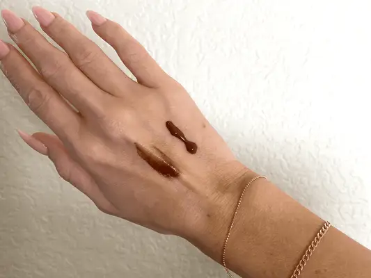 Swatch of Jones Road Gel Bronzer
