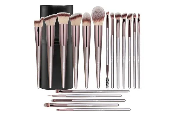 BS-MALL Makeup Brush Set 18 Pcs Premium Synthetic Foundation Powder Concealers Eye shadows Blush Makeup Brushes with black case (A-Champagne)