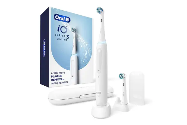  Oral-B iO Series 3 Limited Rechargeable Electric Powered Toothbrush, White with 2 Brush Heads and Travel Case - Visible Pressure Sensor to Protect Gums 