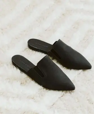 Oiled Leather Mule Black